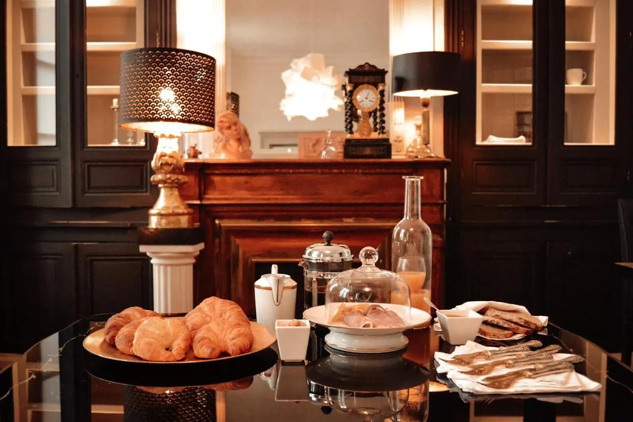 Le Chai Condom Bed & Breakfast